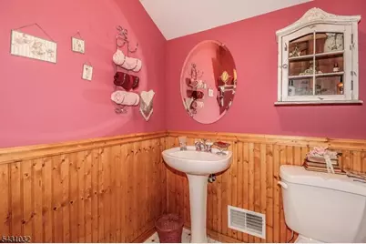 26 W Cliff Rd, Woodbridge Township, NJ 07067 - Photo 24