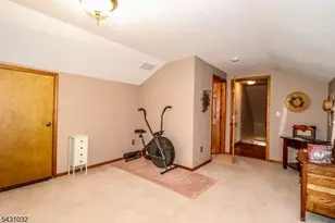 26 W Cliff Rd, Woodbridge Township, NJ 07067 - Photo 22