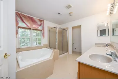 8 Overlook Dr, Riverdale, NJ 07457 - Photo 28