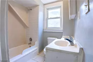 144 Steuben St, East Orange, NJ 07018 - Photo 24