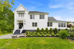 33 Weston Rd, Franklin Township, NJ 08873 - Photo 1