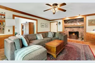 22 Sandalwood Dr, Warren Township, NJ 07059 - Photo 10