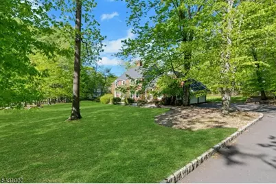 22 Sandalwood Dr, Warren Township, NJ 07059 - Photo 36