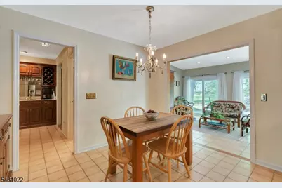 22 Sandalwood Dr, Warren Township, NJ 07059 - Photo 14