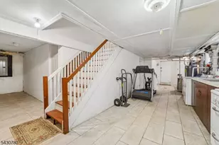 1030 Jassamine Way, Fort Lee, NJ 07024 - Photo 30