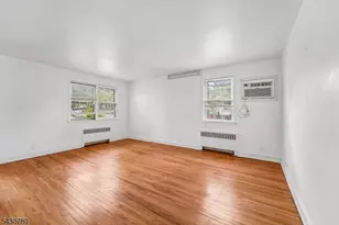 1030 Jassamine Way, Fort Lee, NJ 07024 - Photo 6
