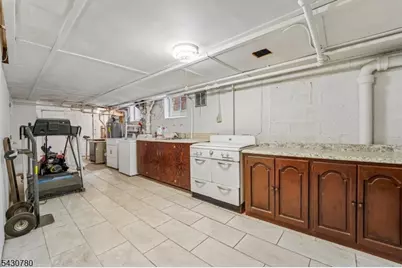 1030 Jassamine Way, Fort Lee, NJ 07024 - Photo 32