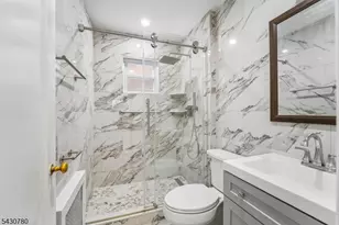 1030 Jassamine Way, Fort Lee, NJ 07024 - Photo 14