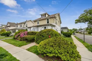 86 Llewellyn Ave, Hawthorne, NJ 07506 - Photo 1