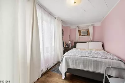 86 Llewellyn Ave, Hawthorne, NJ 07506 - Photo 6