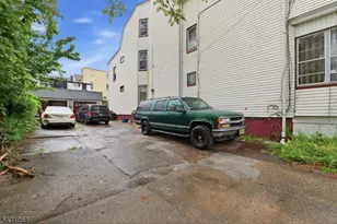 24 Elizabeth St, Paterson, NJ 07503 - Photo 18