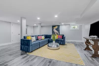 52 Hawthorne Ave, Bloomfield, NJ 07003 - Photo 24