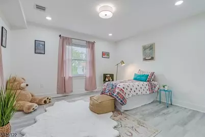 52 Hawthorne Ave, Bloomfield, NJ 07003 - Photo 14