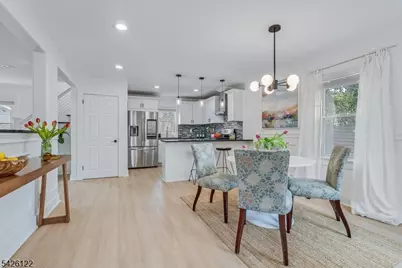 52 Hawthorne Ave, Bloomfield, NJ 07003 - Photo 8