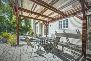 332 Lake Wallkill Rd, Vernon, NJ 07461 - Photo 8