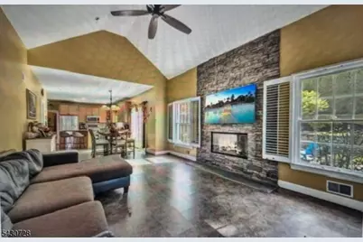 332 Lake Wallkill Rd, Vernon, NJ 07461 - Photo 10