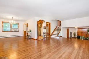 25 Robbins Ave, Berkeley Heights Township, NJ 07922 - Photo 6