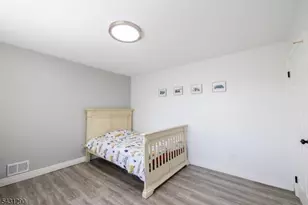 72 Orben Dr, Roxbury Township, NJ 07850 - Photo 14