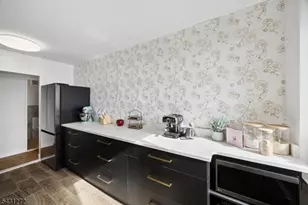 200 Winston Dr, Cliffside Park, NJ 07010 - Photo 6