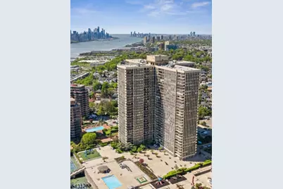 200 Winston Drive #2811, Cliffside Park, NJ 07010 - Photo 26