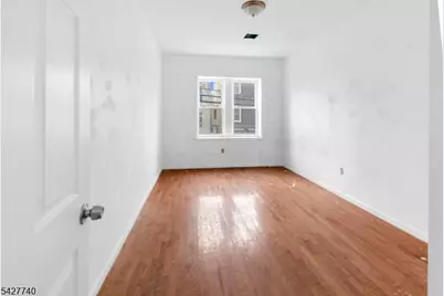 173 3rd St, Elizabeth, NJ 07206 - Photo 4