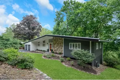 29 Skyline Dr, Morris Township, NJ 07960 - Photo 1