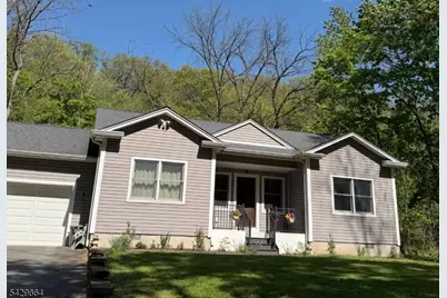 6 Moiyas Rd, Wayne, NJ 07470 - Photo 2