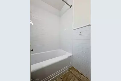 2205 N Central Rd #4 D, Fort Lee, NJ 07024 - Photo 24