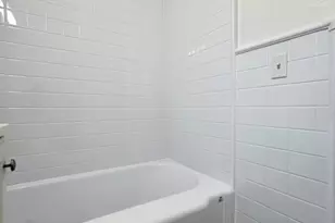 2205 N Central Rd, Fort Lee, NJ 07024 - Photo 24