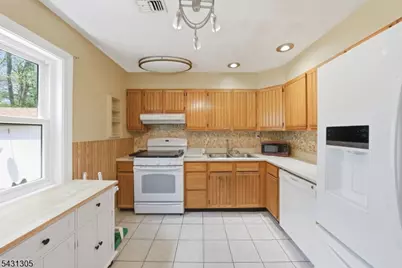 587 Marlboro Rd #1, Old Bridge Township, NJ 08857 - Photo 6