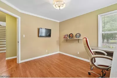 8 Parkway Pl, Sayreville Boro, NJ 08859 - Photo 12