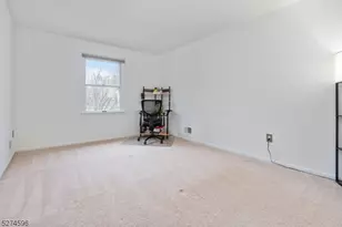 18 Pond Ridge Dr, Clinton, NJ 08809 - Photo 24