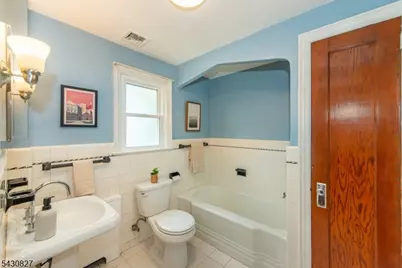 384 Essex Ave, Bloomfield, NJ 07003 - Photo 20