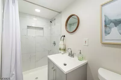 384 Essex Ave, Bloomfield, NJ 07003 - Photo 32
