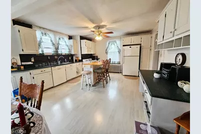 51 Main St, Franklin, NJ 07416 - Photo 16
