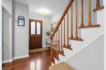 65 Coddington Dr, New Providence, NJ 07974 - Photo 2