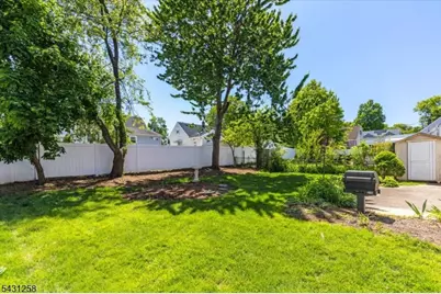 23 Riverdale Ave, Belleville, NJ 07109 - Photo 16