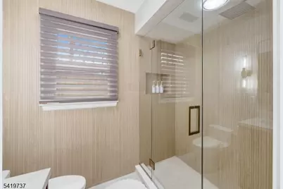 4 Michele Ct, Wayne, NJ 07470 - Photo 34
