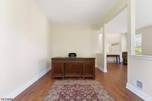 24 Kentworth Ct, Raritan Township, NJ 08822 - Photo 12