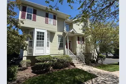 24 Kentworth Ct, Raritan Township, NJ 08822 - Photo 4