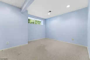 24 Kentworth Ct, Raritan Township, NJ 08822 - Photo 34