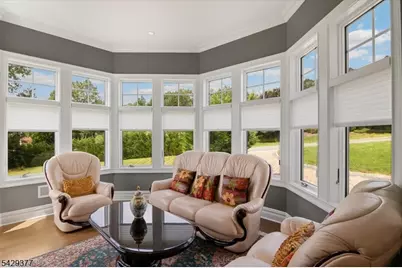 2 Brighton Ct, Livingston, NJ 07039 - Photo 10