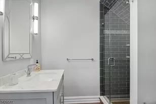 2 Brighton Ct, Livingston, NJ 07039 - Photo 26