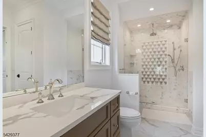 2 Brighton Ct, Livingston, NJ 07039 - Photo 18