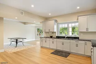 2 Brighton Ct, Livingston, NJ 07039 - Photo 34