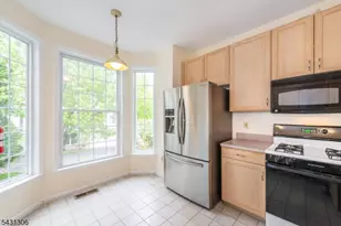 148 Arrowgate Dr, Randolph Township, NJ 07869 - Photo 12