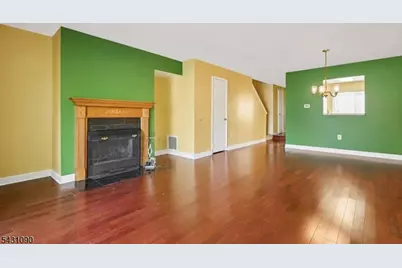 265 Hampshire Dr, Plainsboro Township, NJ 08536 - Photo 2