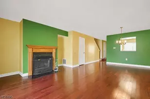 265 Hampshire Dr, Plainsboro Township, NJ 08536 - Photo 2