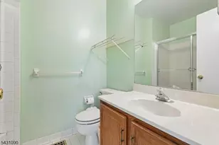265 Hampshire Dr, Plainsboro Township, NJ 08536 - Photo 14