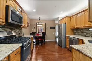 32 Lenox Ct, Montville Township, NJ 07045 - Photo 6